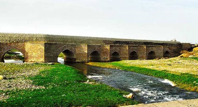 پل باستانی صیحه اندیمشک یکی از جاذبه های گردشگری دروازه طلایی استان