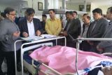 سرپرست استانداری خوزستان از جانباز قطع نخاعی عیادت کرد