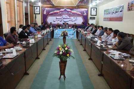 فرماندار شوش بر تشکیل تعاونی های ۲۵ نفره روستایی تاکید کرد