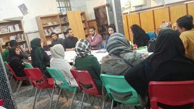 نقد و بررسی مجموعه شعر « درهای نیمه باز » در آبادان