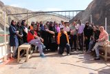 شرکت توسعه منابع آب و نیروی ایران تور دو روزه بازدید خبرنگاران خوزستانی از طرح های راه های جایگزین سد کارون سه و چهار را برگزار کرد