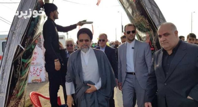 وزیر اطلاعات از گذرگاه مرزی شلمچه در خوزستان دیدن کرد