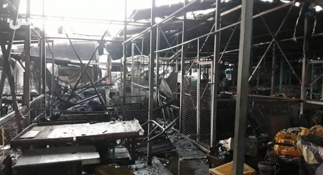 آتش سوزی در بازار تره‌بار آبادان