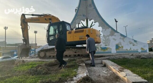 بازدید شهردار مسجدسلیمان از روند اجرایی عملیات بهسازی میدان جانباز (بانک ملی)