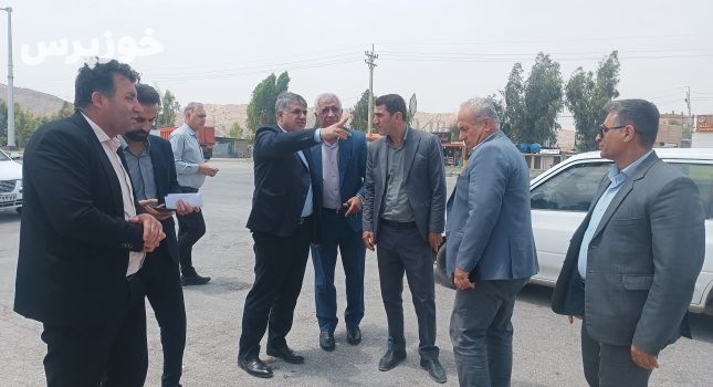 بازدید مدیر کل امور شهر ی و شوراها و مدیر کل حفاظت محیط زیست از کارخانه آسفالت شهرداری باغملک